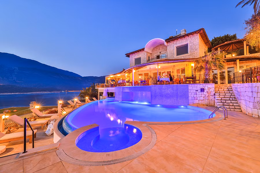 Lighthouse Hotel Kaş (+12)