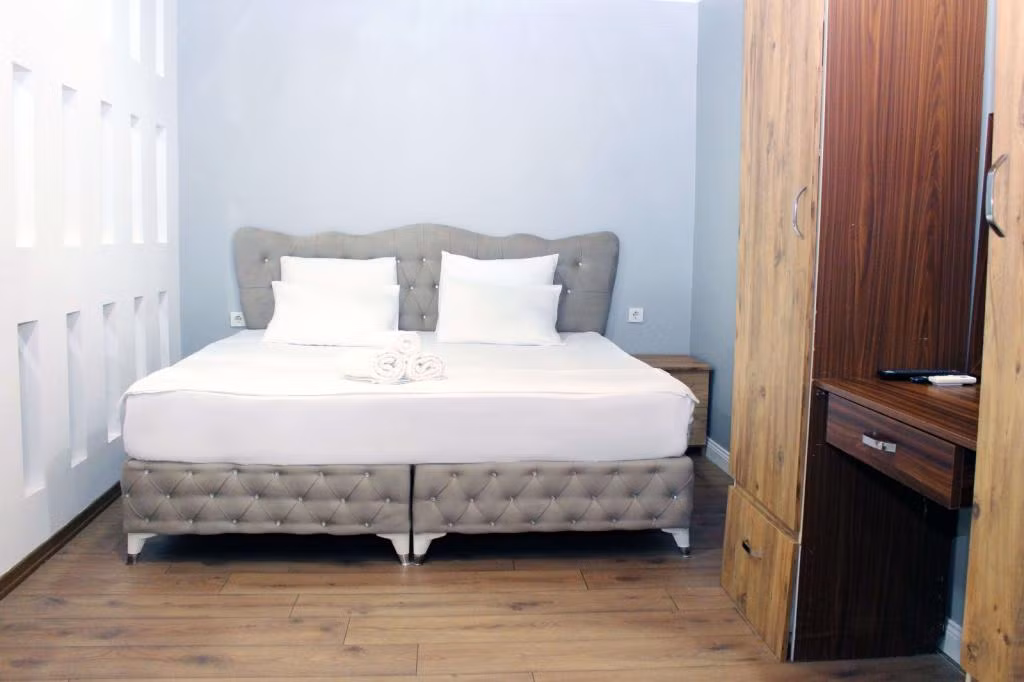 Avist Suit Hotel — 2