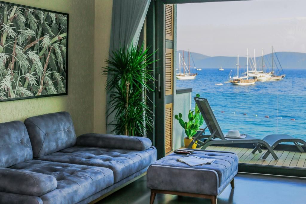 Surfer Caravan Gastro Pub & Suites — 5