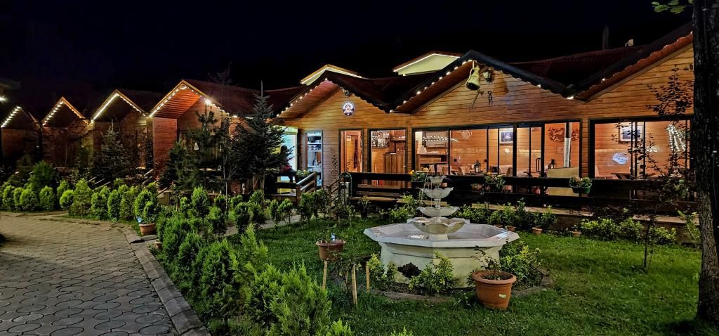 Akyüz Kardeşler Otel & Bungalow — 6
