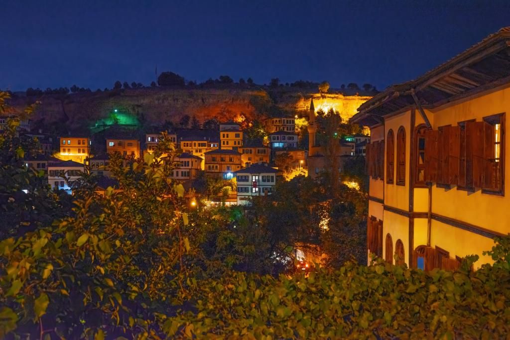 Çeşmeli Konak Garden — 5