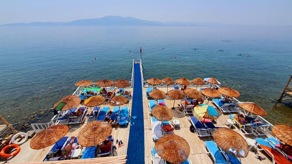 Assos Nazan Motel Restaurant Beach