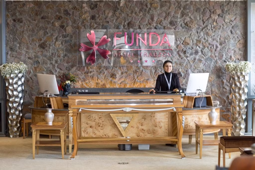 Funda Otel — 2