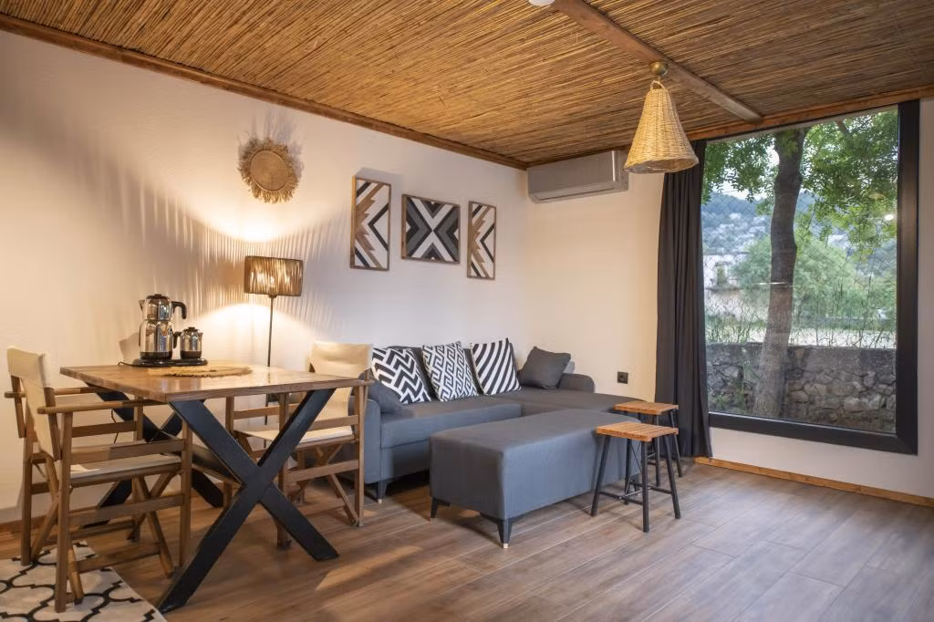 Nomade Caravan Camping  — 5