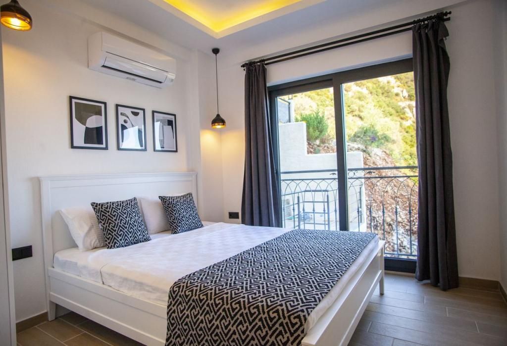 Lobelya Suites  — 6