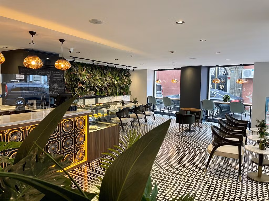 Weingart Hotel — 9