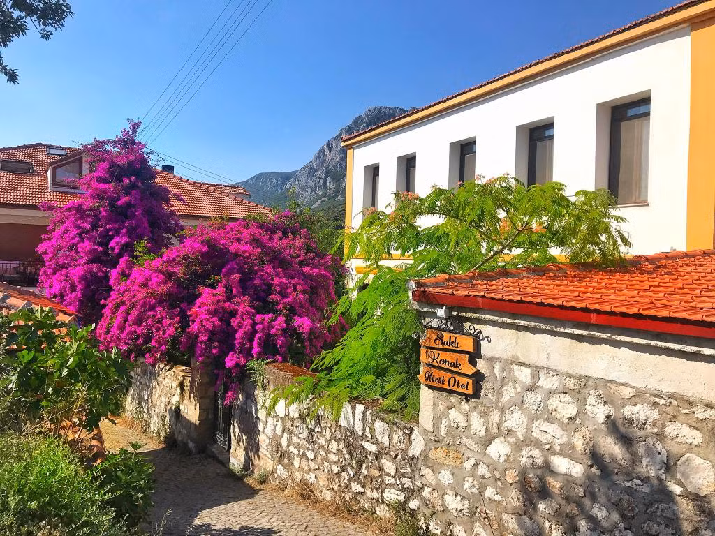 Saklı Konak Karaburun