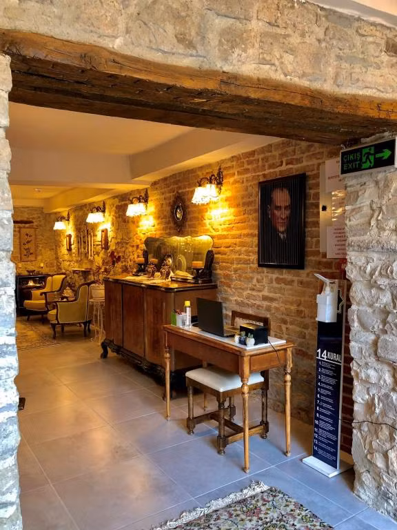 Saklı Taş Konak Hotel Urla — 5