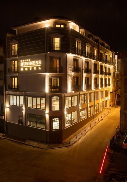 Grand Business Hotel