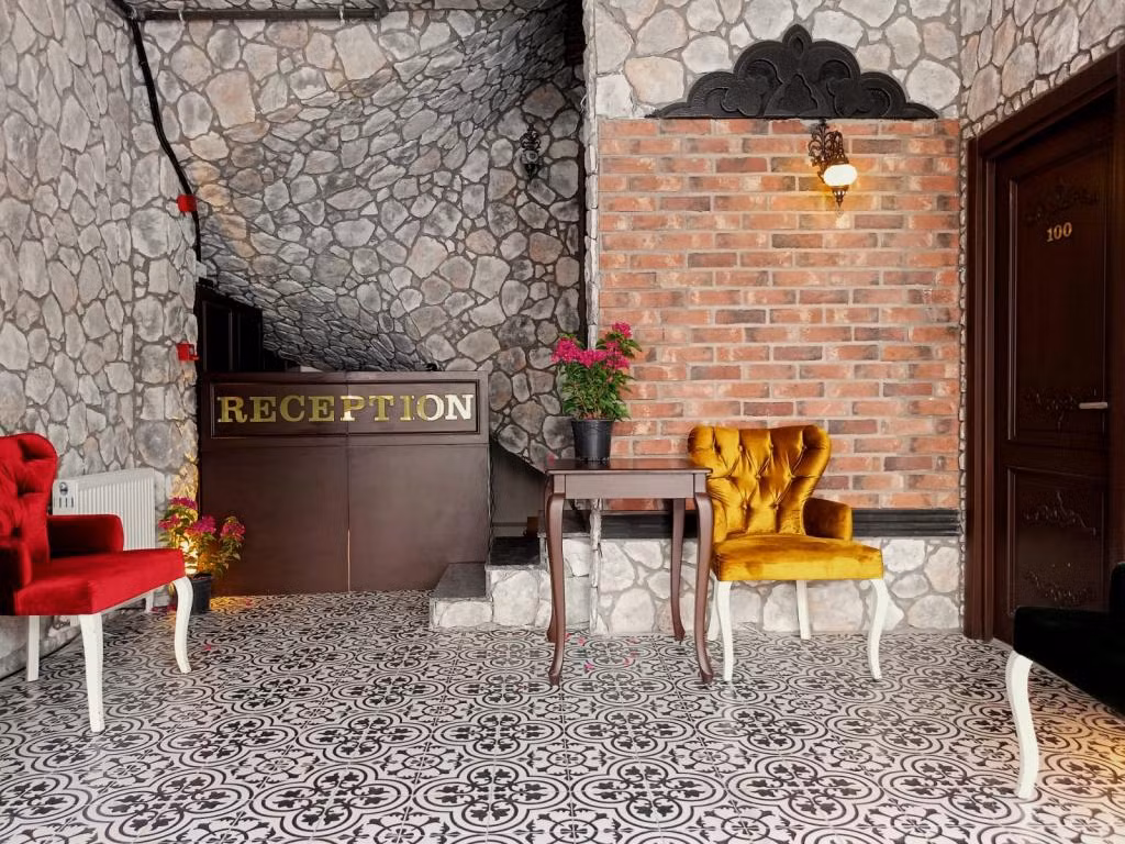 Begonvil Pansiyon Karşıyaka