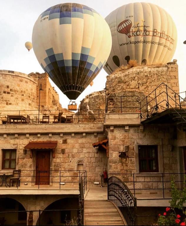 Risus Cave Suites — 6