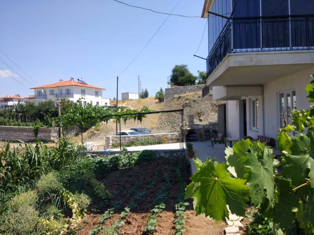 Salda Gölü Sağıroğlu Apart — 2
