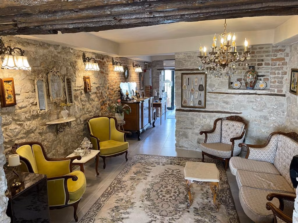 Saklı Taş Konak Hotel Urla — 6