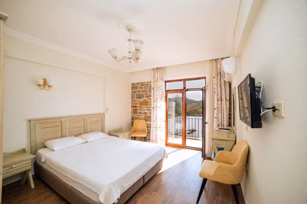 Yakamoz Otel — 6