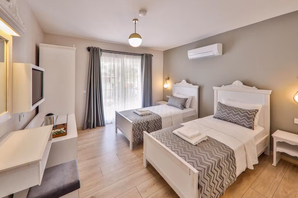 Lora Kaş Hotel — 9