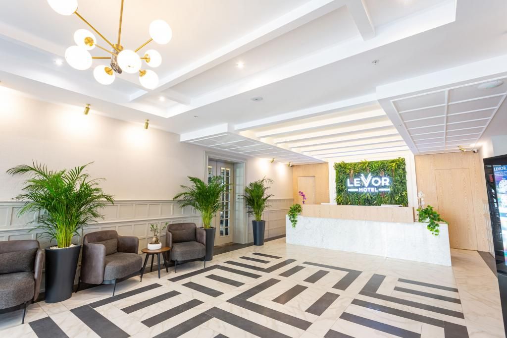 Levor Hotel  — 8