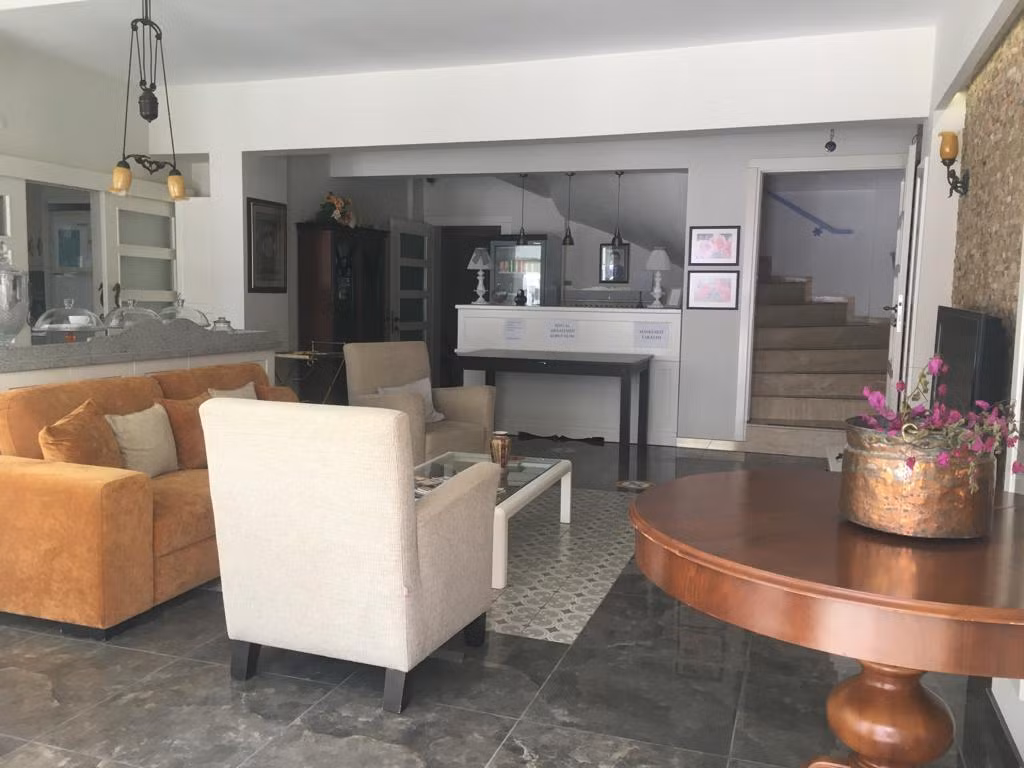 Melaike Otel Foça — 9