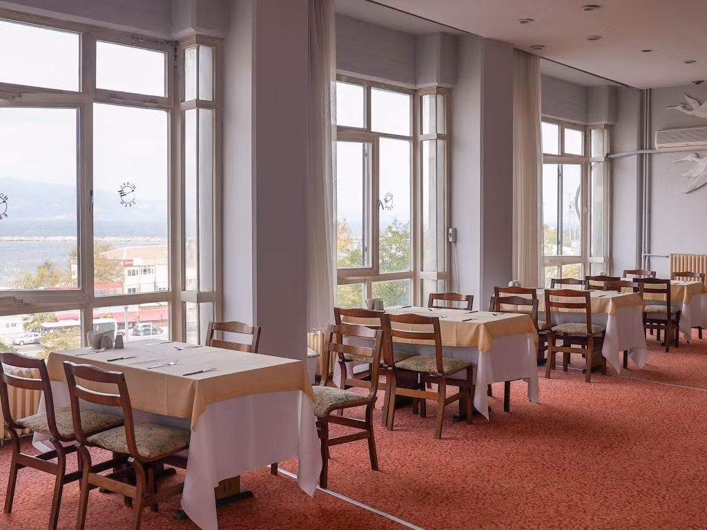 Hotel Eken Bandırma — 4