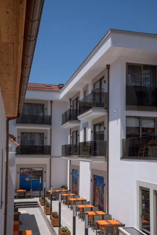 Muhtar Hotel — 4