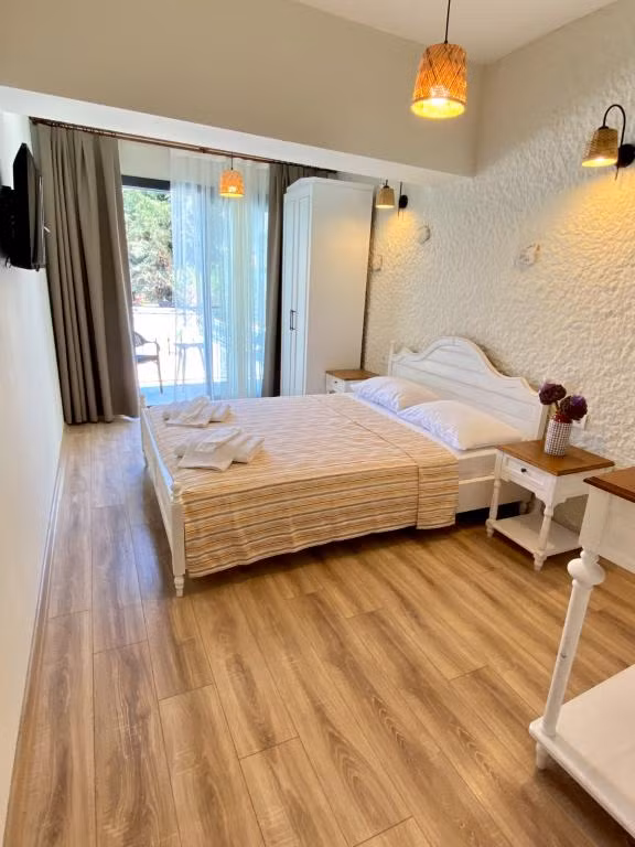 Serez Alaçatı by La Mira — 6