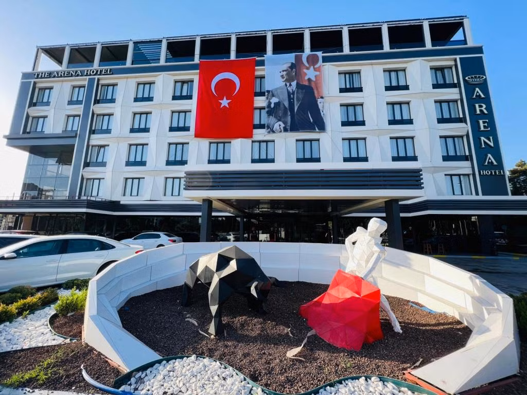 The Arena Hotel — 8