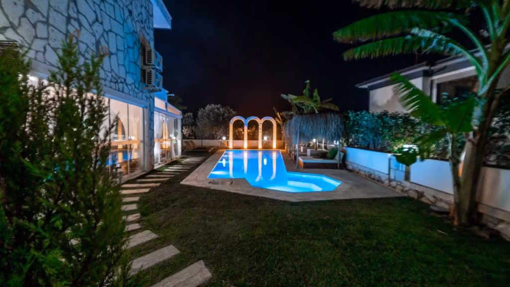 Urla 1867 Hotel — 7