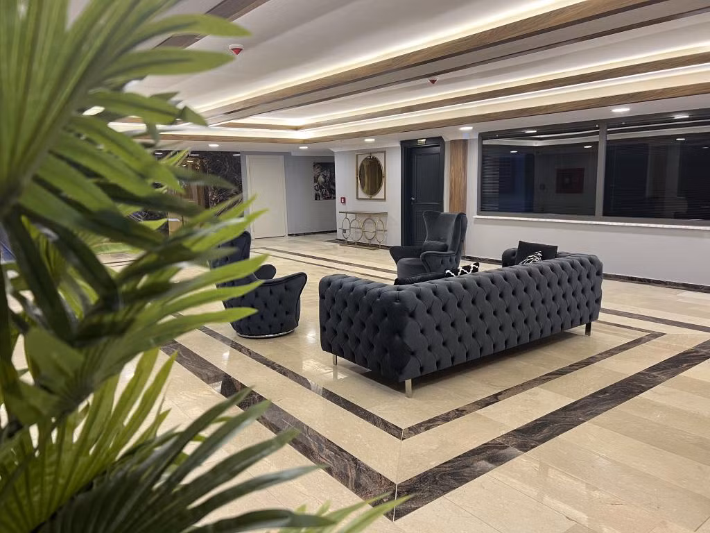 Nikopolis Hotel — 7