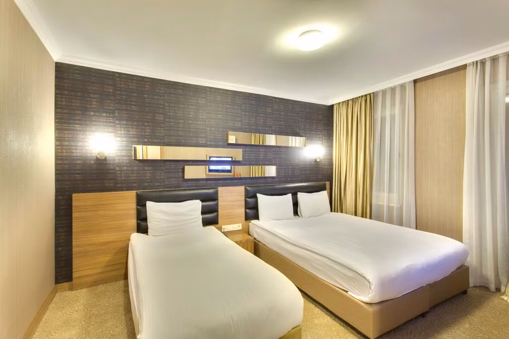 Hotel Antroyal — 9