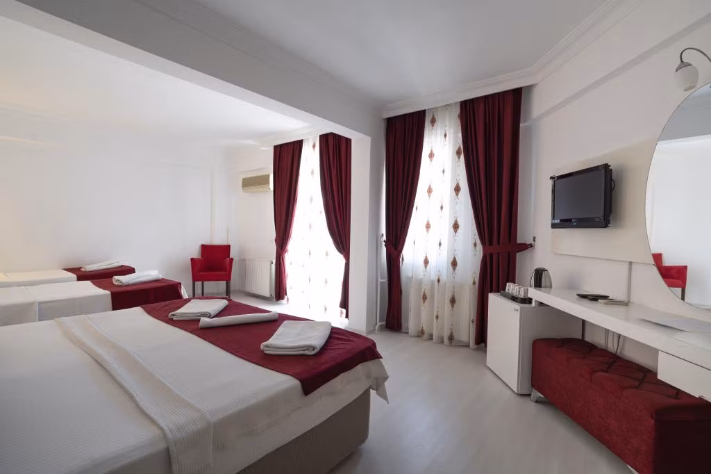 Ayapam Hotel — 8