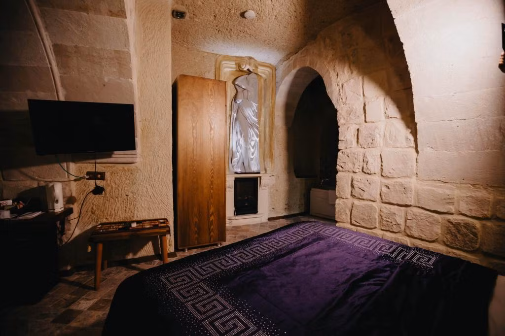 Artium Cave Hotel — 8
