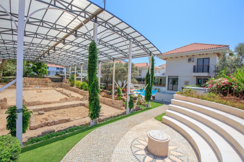 Ecclesia Boutique Hotel — 6