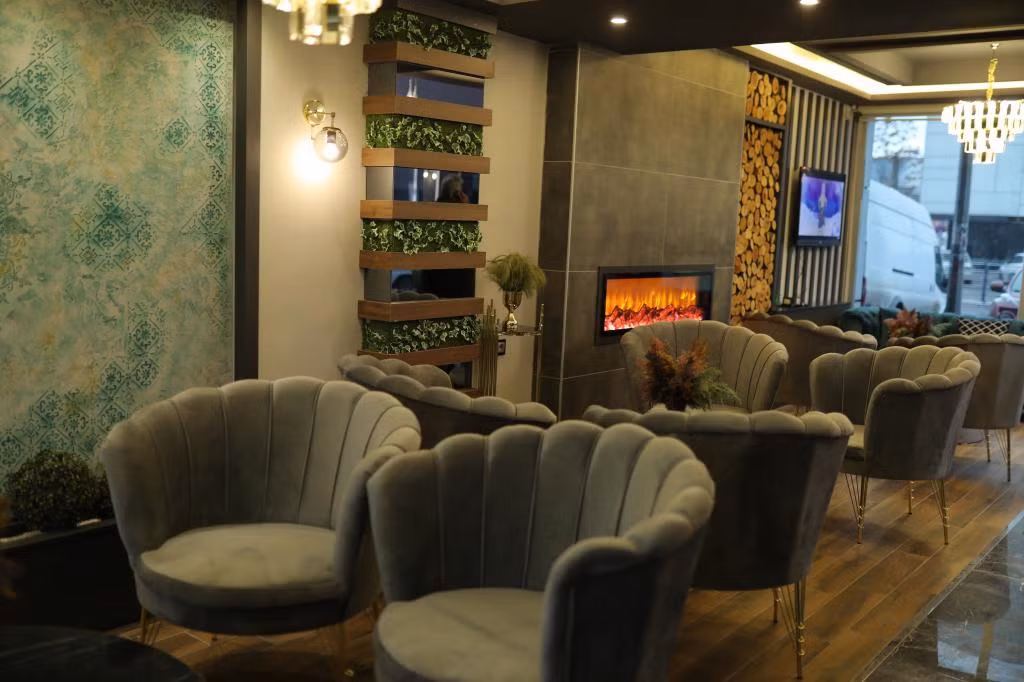 Grand Zara Hotel — 3