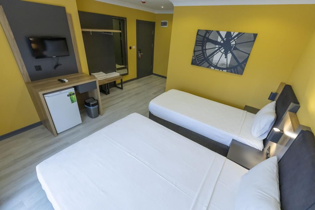 Roy Otel Akçay — 9