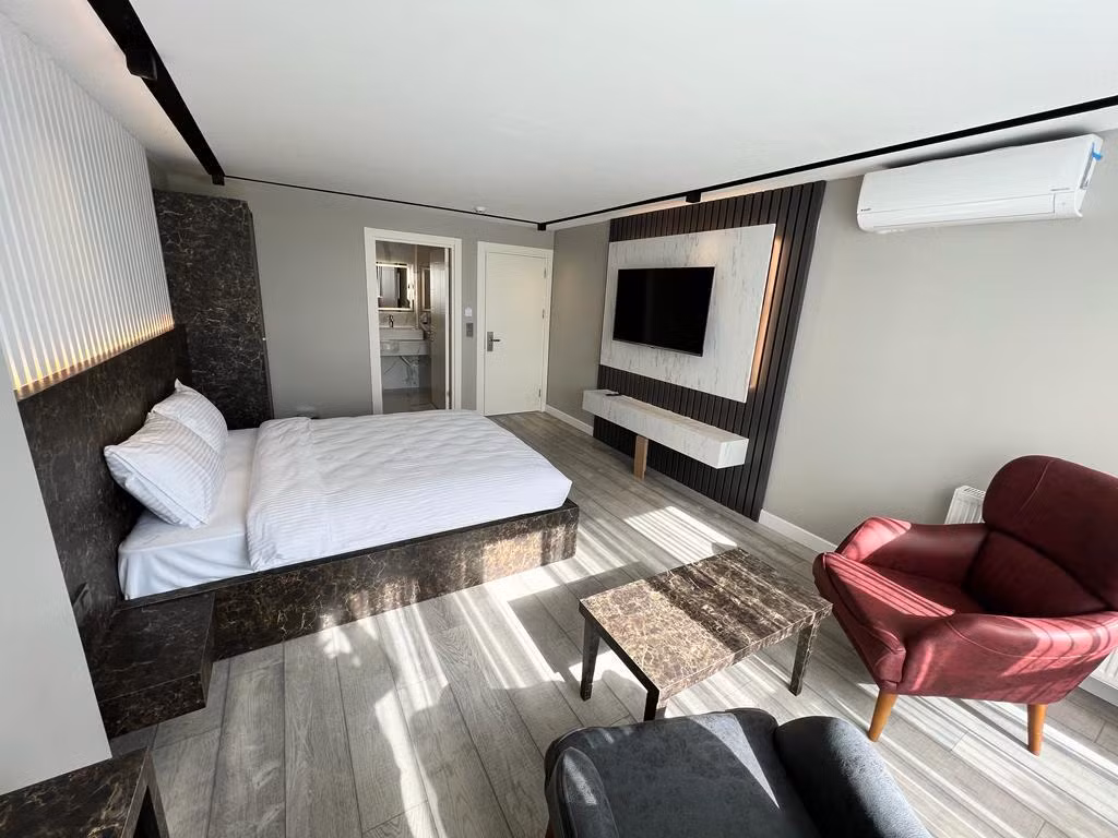 Bala Hotel  — 6