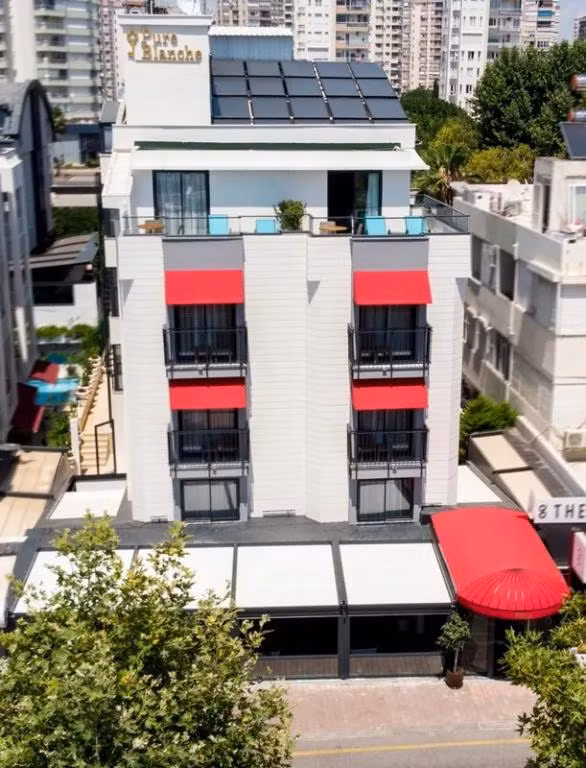 Pure Blanche Hotel — 3