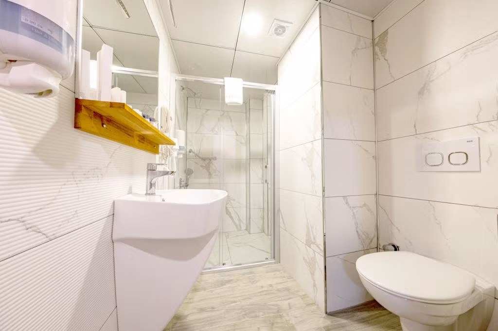 Madeen City Hotel  — 6