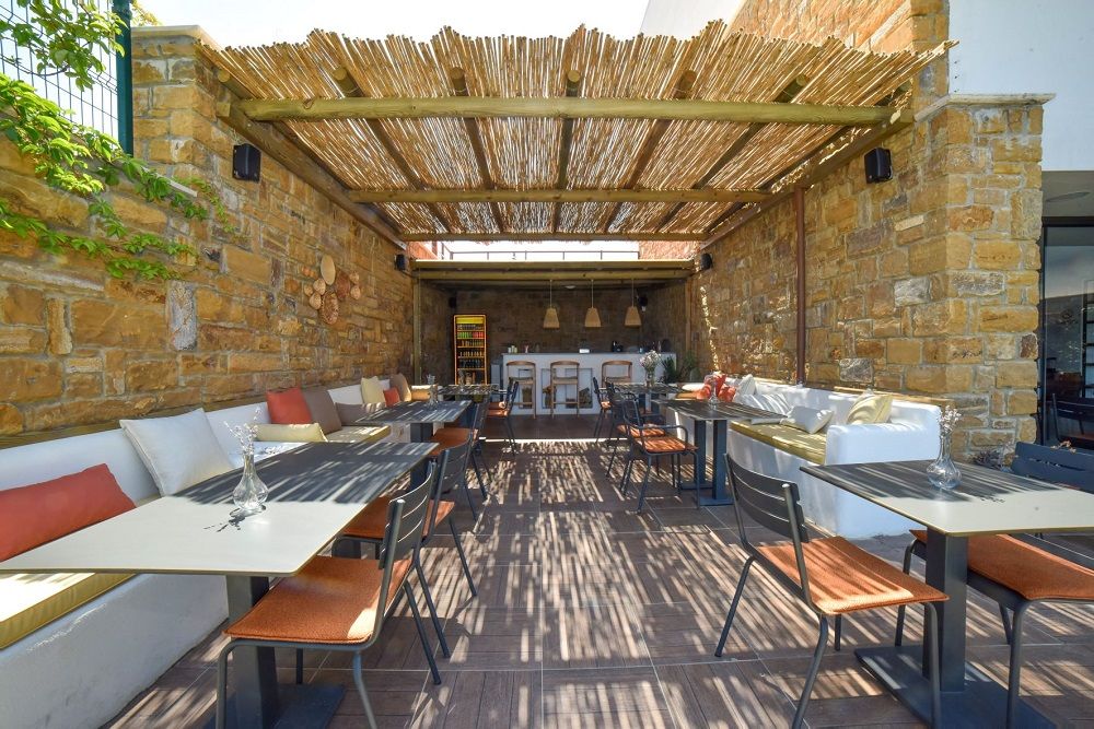 Porta Trakis Hotel — 6