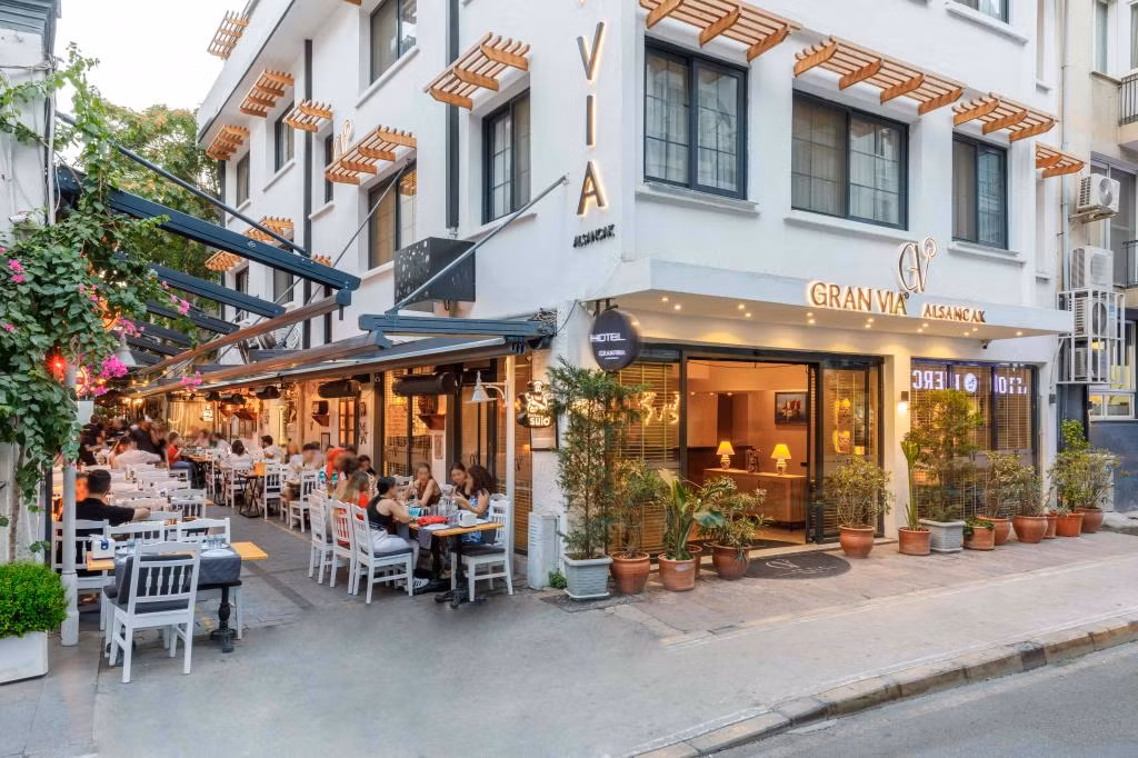 Gran Via Alsancak — 3