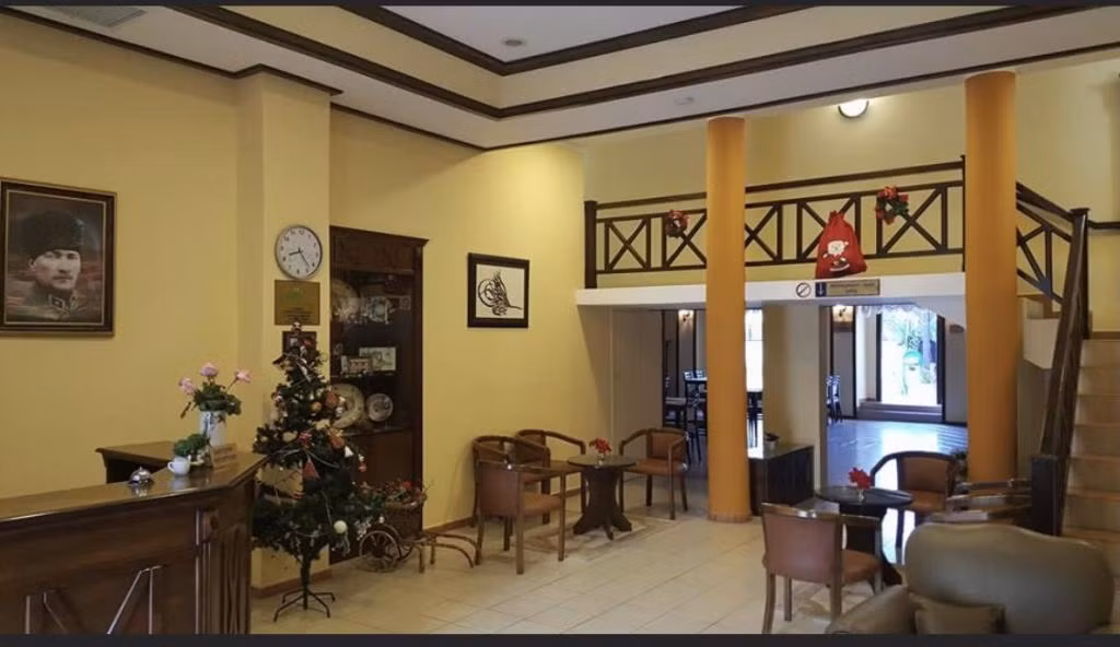 Bristol Hotel Girne — 8