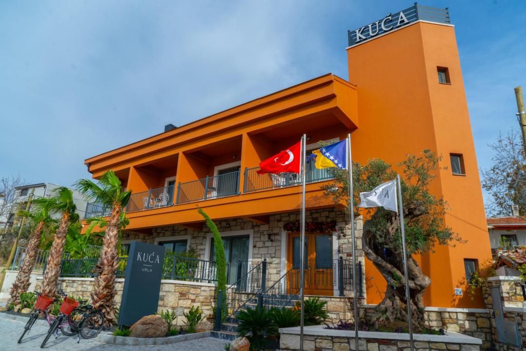Kuca Otel Urla — 2
