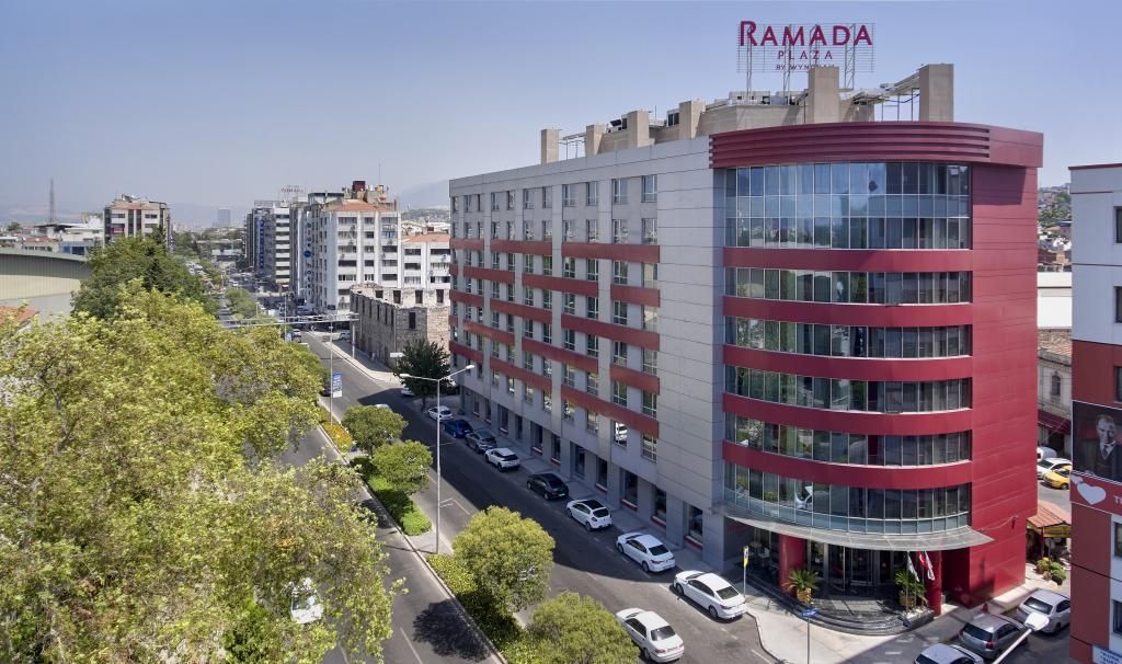 Ramada Plaza By Wyndham İzmir — 3