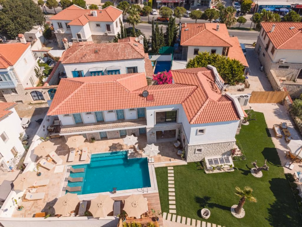 Armel Alaçatı (+12 Adult Only) — 2