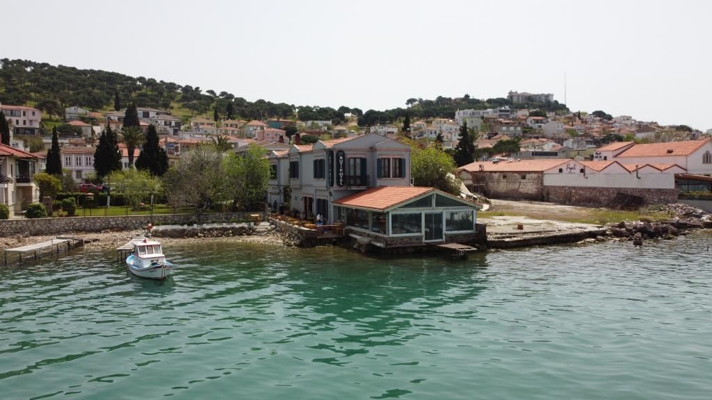 Ferahi Evler Ayvalık — 2