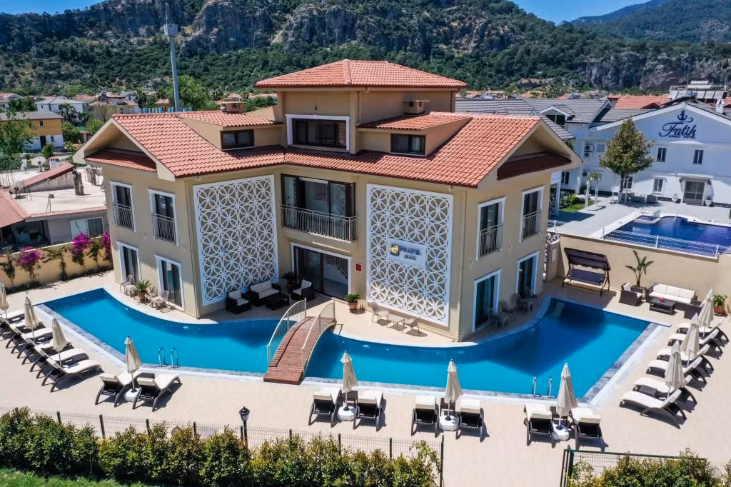 Dna Hotel Dalyan — 2
