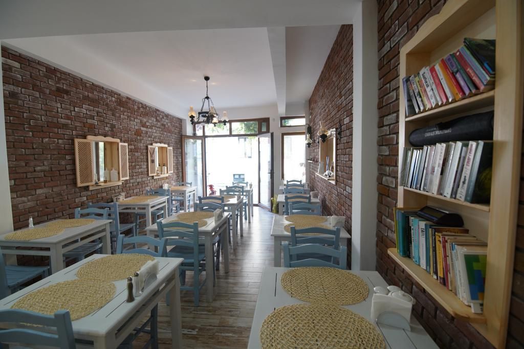 Lutro Otel Bozcaada — 3