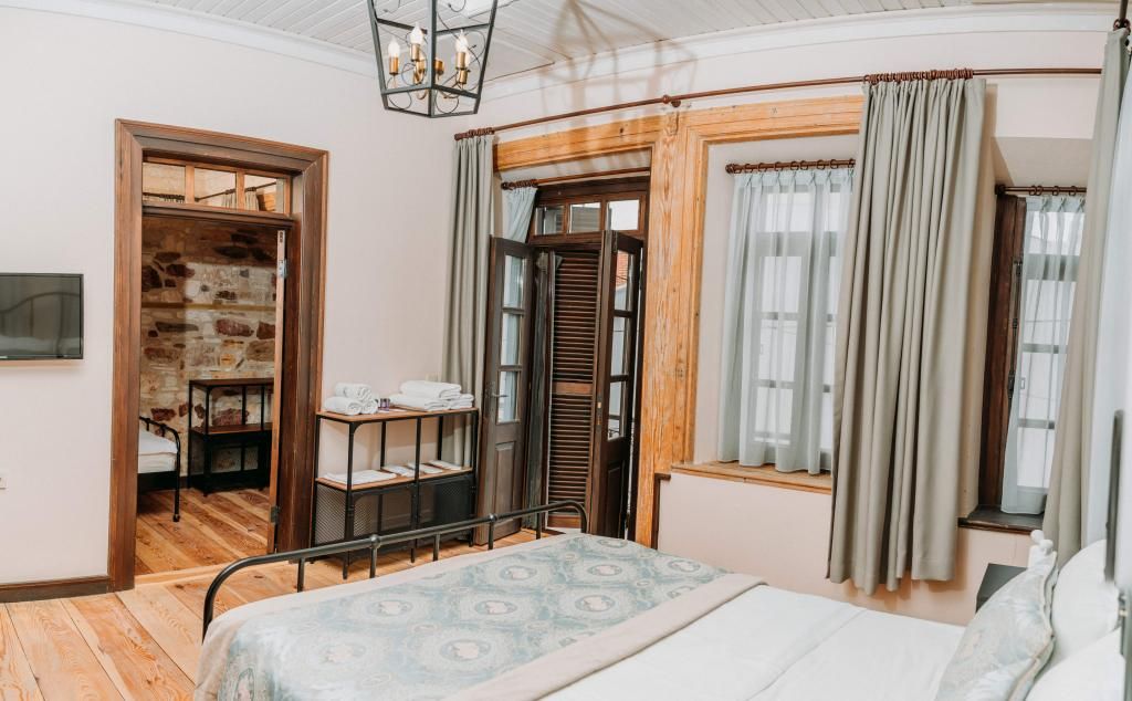 Nills Stone House Çeşme — 4