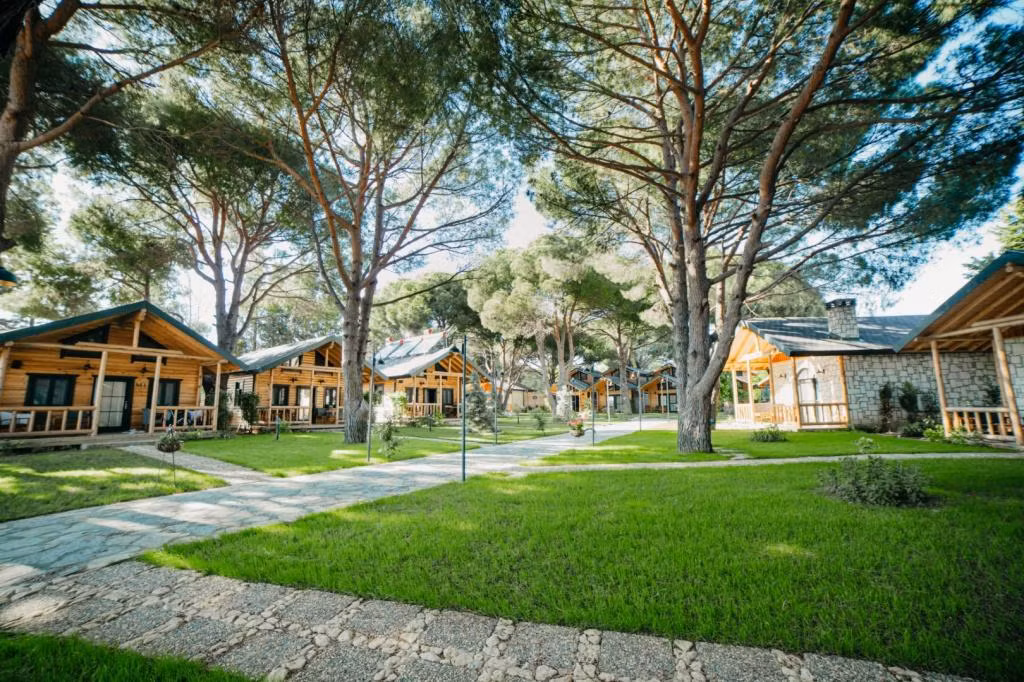Pino Mar Luxury Bungalows — 2