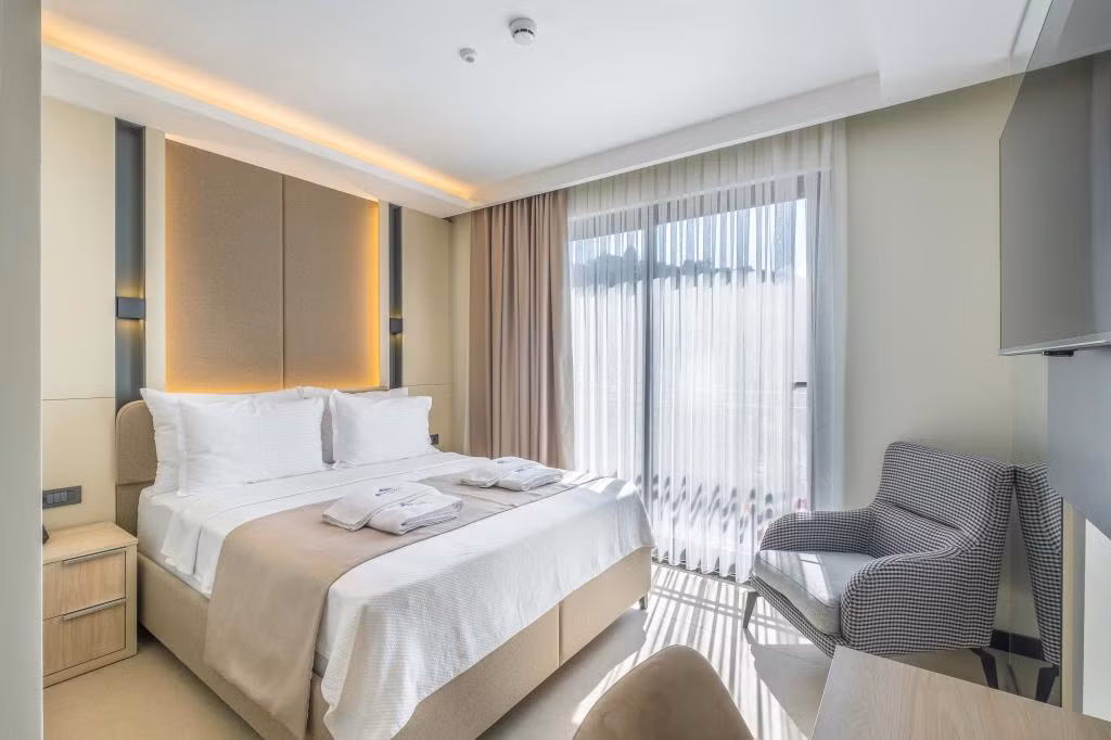 Seatown Hotel — 4