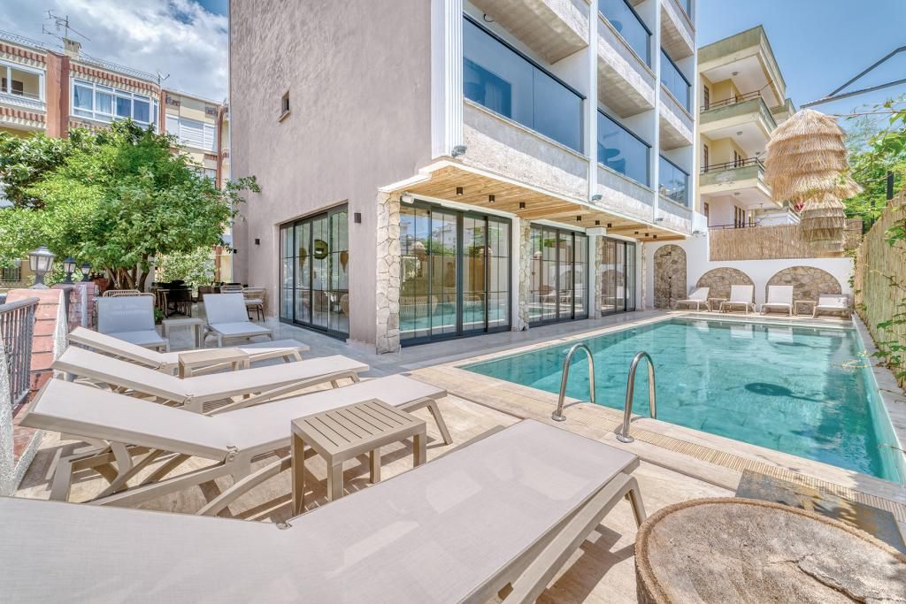 Hildegard Hotel — 8