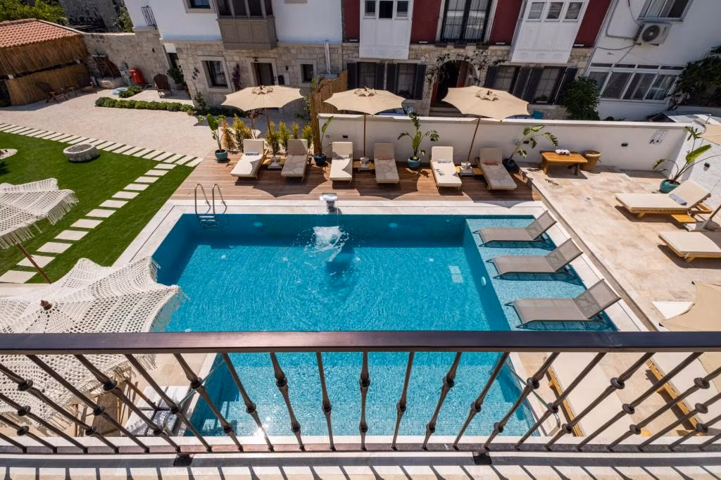 Armel Alaçatı (+12 Adult Only) — 9